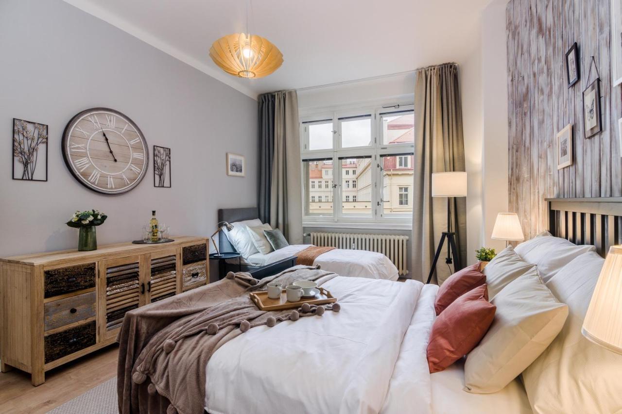 Apt In Prague Charles Bridge 1Km By Michal&Friends エクステリア 写真