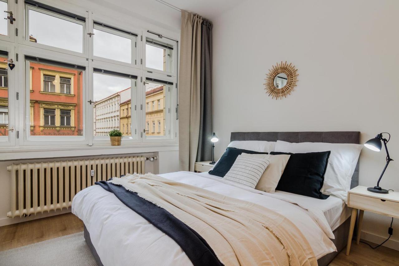 Apt In Prague Charles Bridge 1Km By Michal&Friends エクステリア 写真