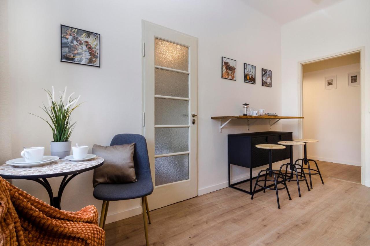 Apt In Prague Charles Bridge 1Km By Michal&Friends エクステリア 写真