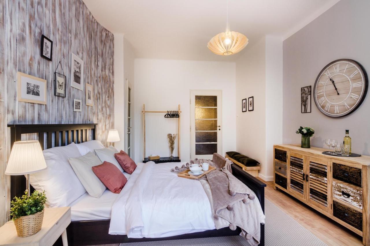 Apt In Prague Charles Bridge 1Km By Michal&Friends エクステリア 写真