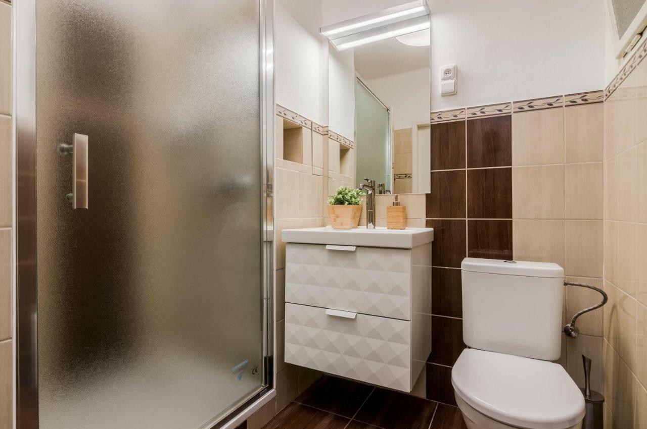 Apt In Prague Charles Bridge 1Km By Michal&Friends エクステリア 写真