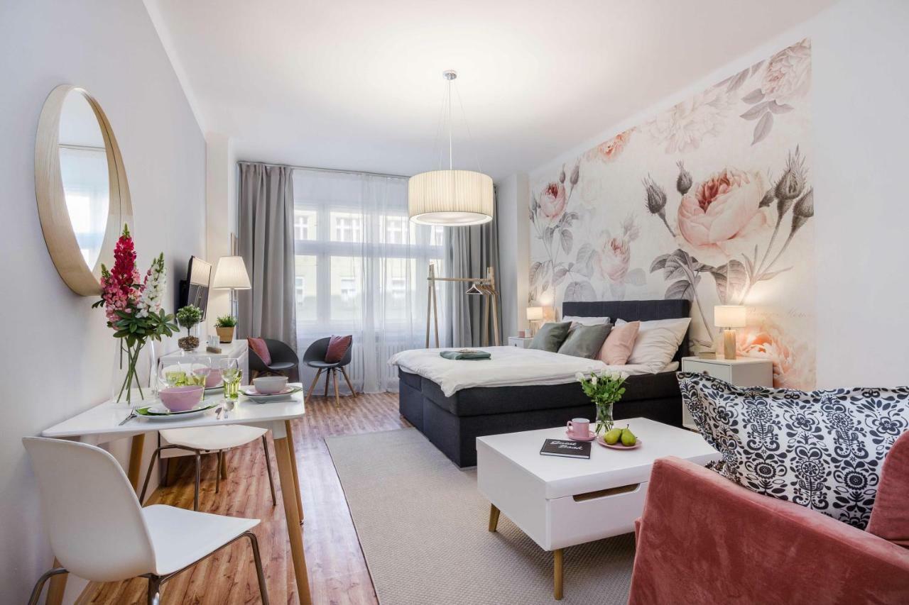 Apt In Prague Charles Bridge 1Km By Michal&Friends エクステリア 写真