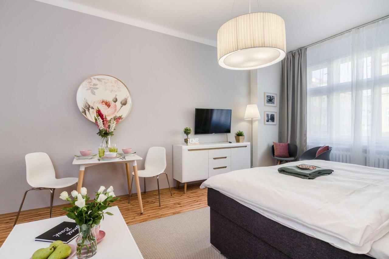 Apt In Prague Charles Bridge 1Km By Michal&Friends エクステリア 写真