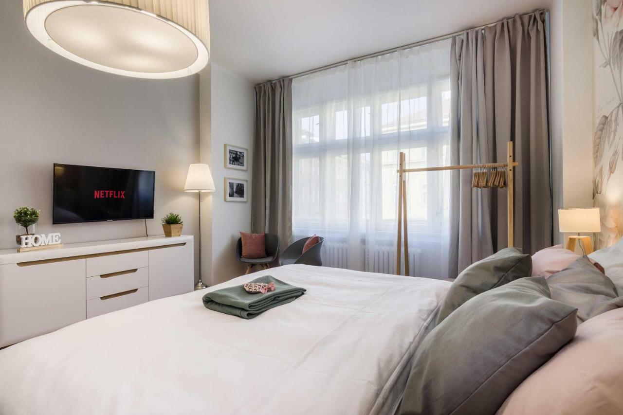 Apt In Prague Charles Bridge 1Km By Michal&Friends エクステリア 写真